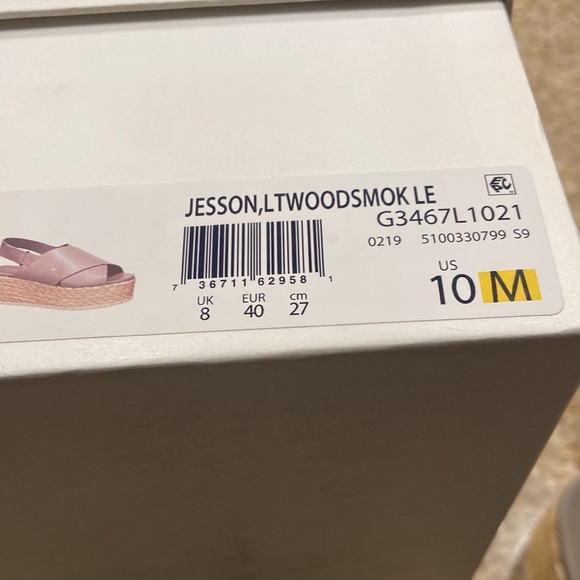 New in box Vince sandals, size 10 - Picture 4 of 6